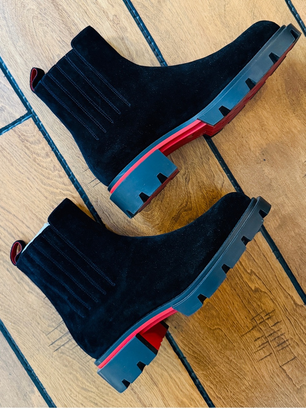 🖤Christian Louboutin🖤Suede Grosgrain Trim Chelsea Boots
